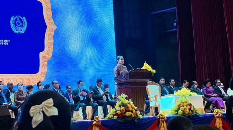 លោកជំទាវបណ្ឌិត ជា សិរី ស្ថាបនិកមូលនិធិរក្សាកុមារបានឧបត្ថម្ភថវិកាចំនួន ៤៥០​ ដុល្លារអាមេរិក​ ក្នុងទិវាជនមានពិការភាព​កម្ពុជា​លេីកទី​២៤​ និងអន្តរជាតិលេីកទី​៤០​ ដែលប្រារព្ធឡេីងនាថ្ងៃសៅរ៍​ ១០កេីត​ ខែមិគសិរ…
